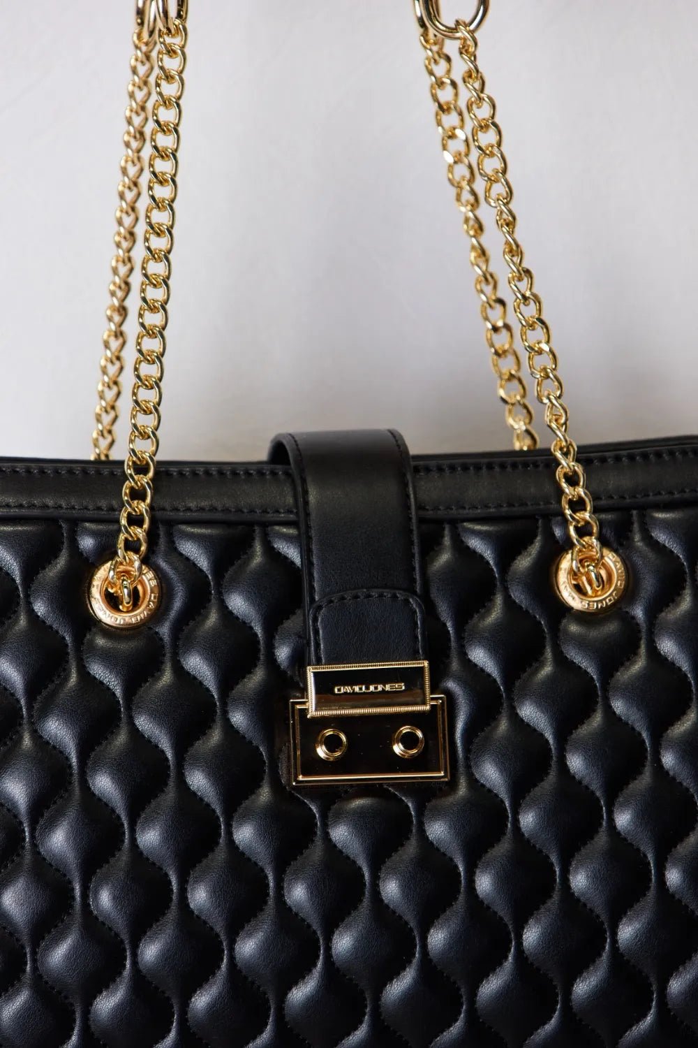 Fashionable Textures Handbag - KAM Family Botanics By Kesha