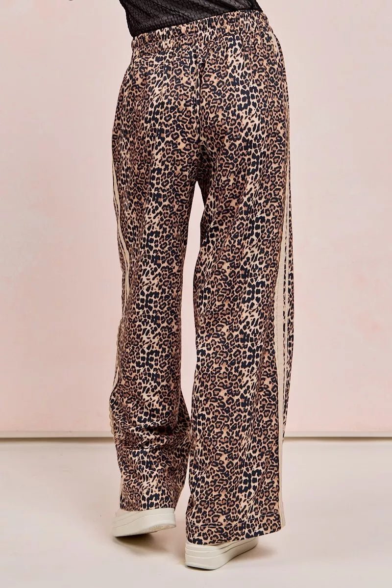 Fierce & Flirty Wild Lace Joggers - KAM Family Botanics