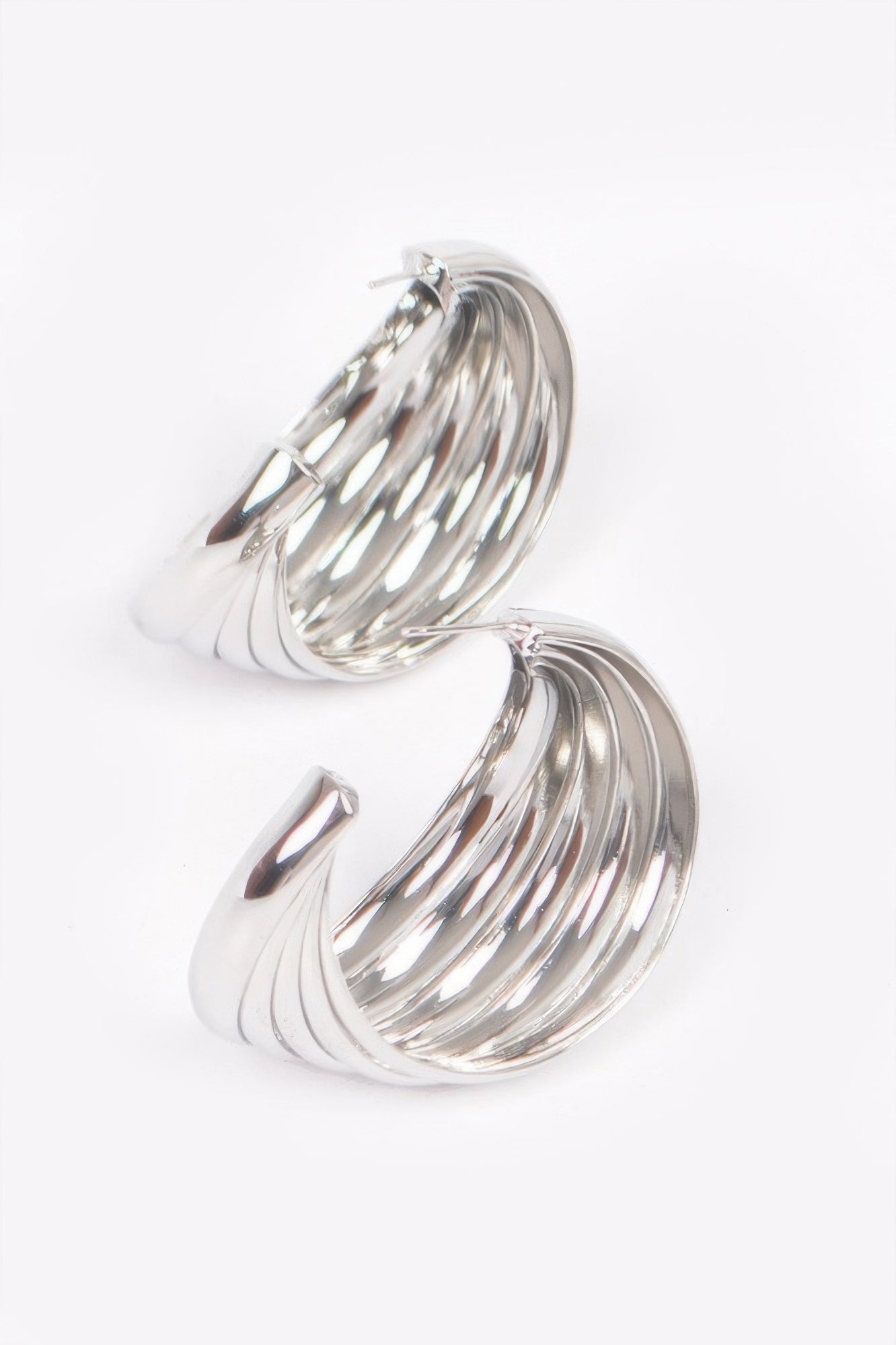 Versatile Swoop Linked Earrings - KAM Family Botanics