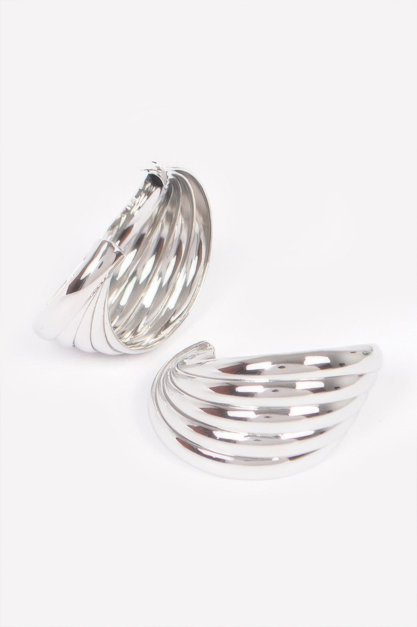 Versatile Swoop Linked Earrings - KAM Family Botanics